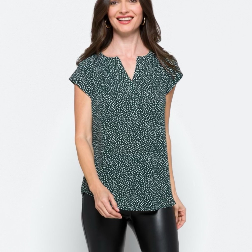 Women's Green and White Top
